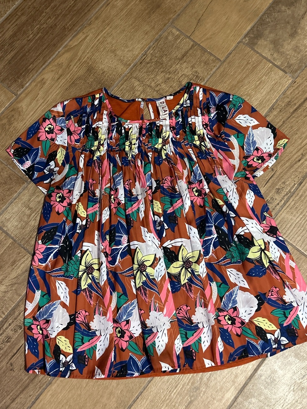 Anthropologie Dolan Short Sleeve Top Blouse Women Size Medium Orange Multicolor